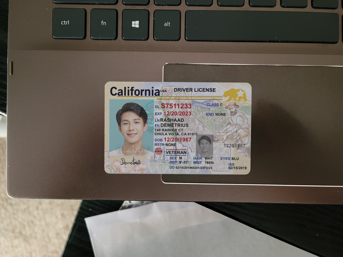 Card Mockup V3 Mockup With backgrounds can be replaced V1&2&3&5&6